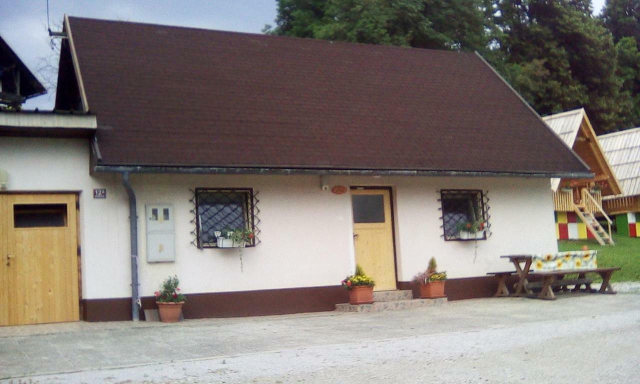 Apartma Pr' Vok Lesce  Exteriör bild